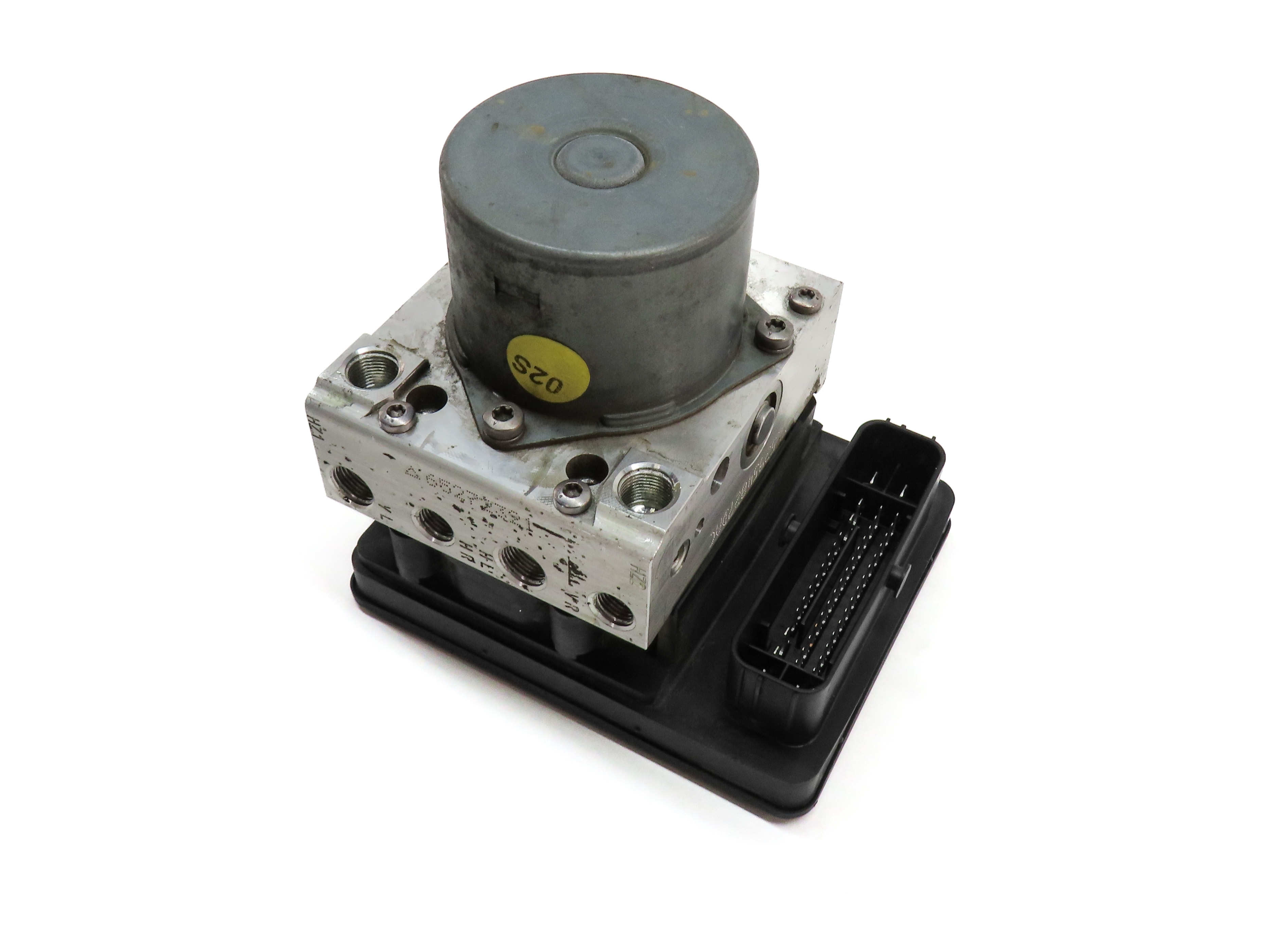 2015-2016 AUDI Q3 (8U) ABS ANTI LOCK BRAKE PUMP w/ MODULE — exact item pictured